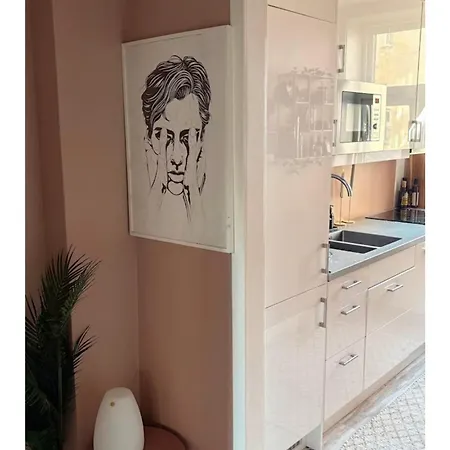 Cozy In The Heart Of *