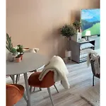Апартаменты Cozy In The Heart Of