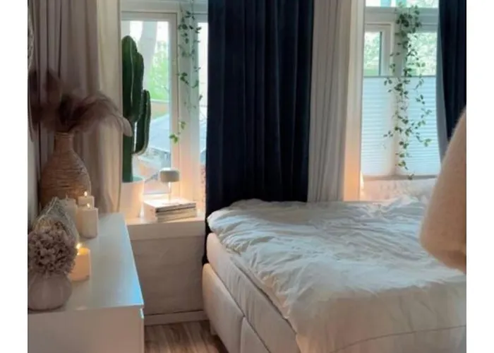 Апартаменты Cozy In The Heart Of *